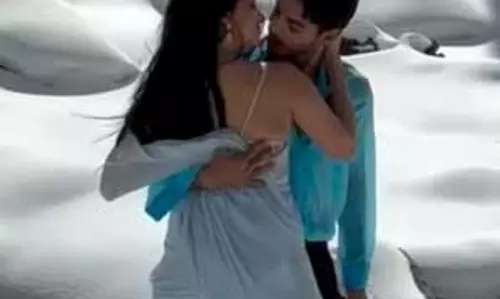 ईशान खट्टर ने खोला तारा सुतारिया संग प्यार आता है की शूटिंग का राज ईशान खट्टर ने खोला तारा सुतारिया संग प्यार आता है की शूटिंग का राज