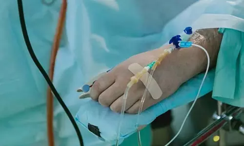 Odisha: छुट्टी मांगने पर शिक्षक को सलाइन ड्रिप लगाकर काम करने को मजबूर किया गया