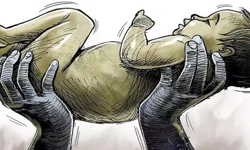 Karnataka: कर्नाटक में अंधविश्वास के कारण बच्चे की हत्या के आरोप में महिला गिरफ्तार Karnataka: कर्नाटक में अंधविश्वास के कारण बच्चे की हत्या के आरोप में महिला गिरफ्तार