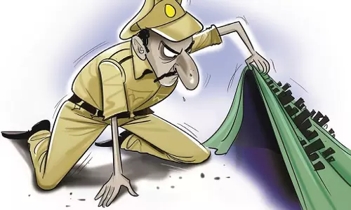 नशीली दवाओं की रोकथाम: पुलिस कूरियर और पार्सल कंपनियों पर नियंत्रण रखेगी नशीली दवाओं की रोकथाम: पुलिस कूरियर और पार्सल कंपनियों पर नियंत्रण रखेगी
