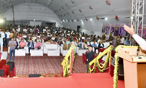 Jaipur: प्राचीन ज्ञान को आधुनिक दृष्टि से जोड़ते हुए युवा विकसित भारत के सहभागी बनें—राज्यपाल Jaipur: प्राचीन ज्ञान को आधुनिक दृष्टि से जोड़ते हुए युवा विकसित भारत के सहभागी बनें—राज्यपाल