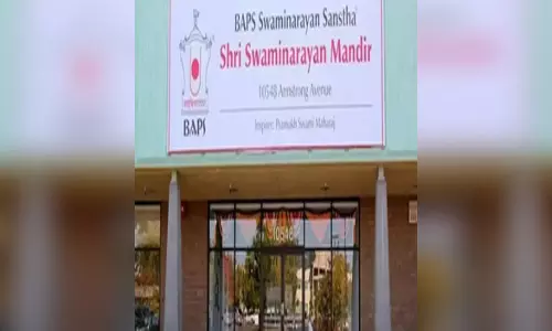 मंदिर पर भारत विरोधी संदेश लिखकर तोड़फोड़