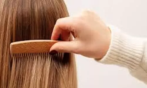 Hair Growth Tips: लंबे और मजबूत बाल चाहिए तो करें ये काम