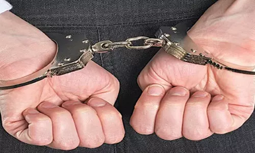 Up News: गौ तस्करी के आरोपी और पुलिस के बीच मुठभेड़