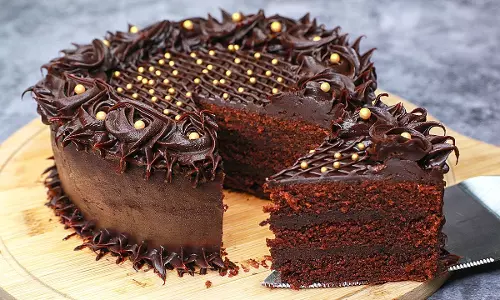 Eggless Truffle Cake हर कोई करेगा तारीफ Eggless Truffle Cake हर कोई करेगा तारीफ