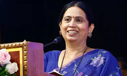 महिलाएं पुरुषों की तुलना में अधिक जिम्मेदारियां उठाती हैं: मंत्री लक्ष्मी हेब्बालकर