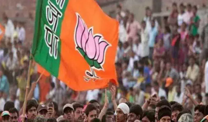 Telangana : एमएलसी चुनाव में जीत का श्रेय लेने के लिए Telangana : एमएलसी चुनाव में जीत का श्रेय लेने के लिए