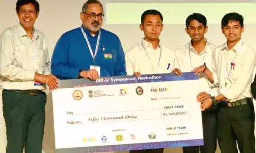 Sikkim : डिजिटल इंडिया संगोष्ठी में पहाड़ी क्षेत्र के दो युवा अन्वेषकों की जीत Sikkim : डिजिटल इंडिया संगोष्ठी में पहाड़ी क्षेत्र के दो युवा अन्वेषकों की जीत