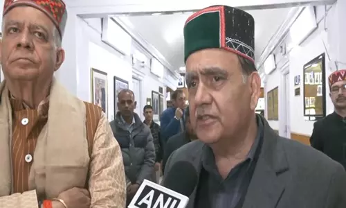 UP स्पीकर महाना ने हिमाचल विधानसभा का दौरा किया, समकक्ष पठानिया के साथ शासन, विधायी सुधारों पर चर्चा की