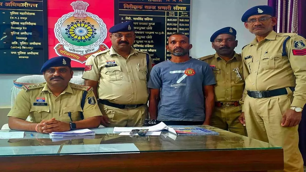 हवस मिटाने पहुंचा था, भाभी की हत्या करने वाला देवर का खुलासा हवस मिटाने पहुंचा था, भाभी की हत्या करने वाला देवर का खुलासा