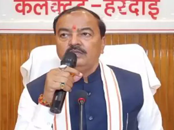 खड़गे, राहुल गांधी को नैतिक आधार पर माफी मांगनी चाहिए: Rohit Sharma पर टिप्पणी को लेकर यूपी डिप्टी सीएम खड़गे, राहुल गांधी को नैतिक आधार पर माफी मांगनी चाहिए: Rohit Sharma पर टिप्पणी को लेकर यूपी डिप्टी सीएम