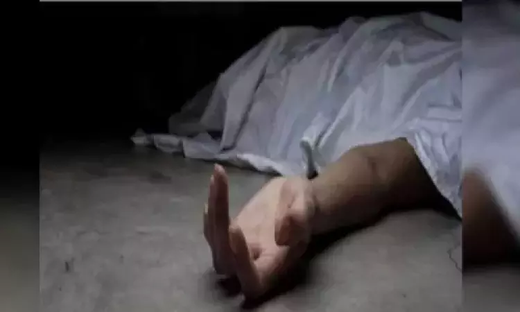 बच्चे को जन्म देने के कुछ दिन बाद Kovilpatti सरकारी अस्पताल के शौचालय में गिरने से युवती की मौत बच्चे को जन्म देने के कुछ दिन बाद Kovilpatti सरकारी अस्पताल के शौचालय में गिरने से युवती की मौत
