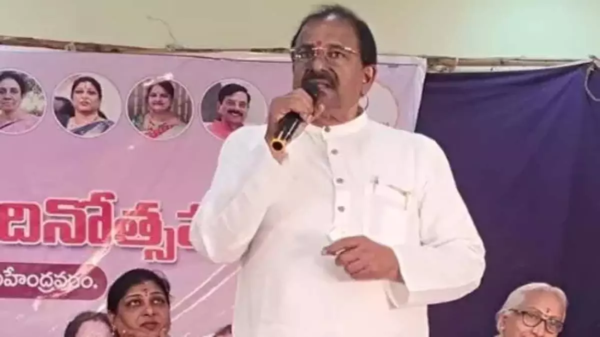 AP: सोमू वीरराजू बीजेपी के एमएलसी उम्मीदवार AP: सोमू वीरराजू बीजेपी के एमएलसी उम्मीदवार