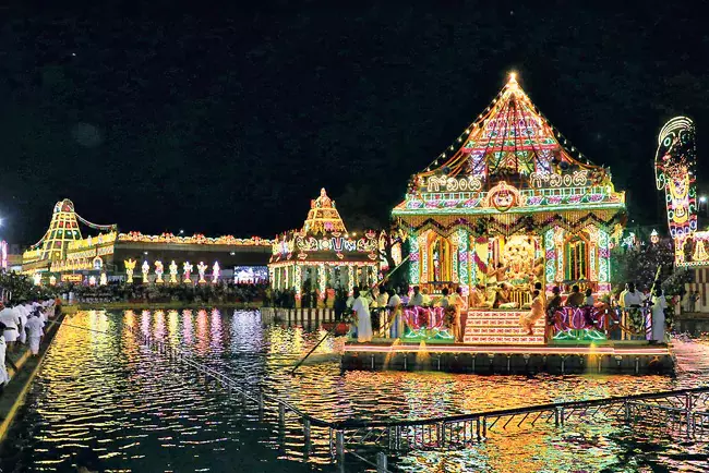 Andhra: श्रीवारी का वार्षिक थेप्पोत्सवम तिरुमाला में बड़े धूमधाम से शुरू हुआ Andhra: श्रीवारी का वार्षिक थेप्पोत्सवम तिरुमाला में बड़े धूमधाम से शुरू हुआ