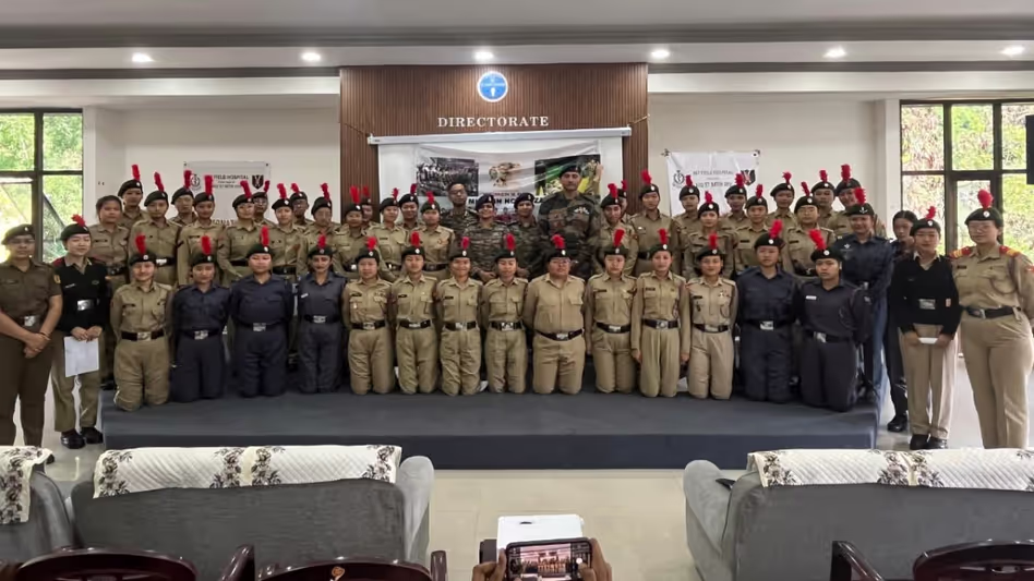 भारतीय सेना ने आइजोल में महिला स्वास्थ्य जागरूकता सत्र आयोजित किया भारतीय सेना ने आइजोल में महिला स्वास्थ्य जागरूकता सत्र आयोजित किया