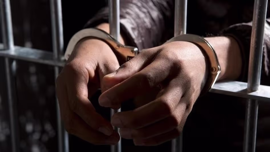 Mizoram पुलिस ने आइजोल में खाली कारतूस के साथ बेल्जियम के नागरिक को गिरफ्तार Mizoram पुलिस ने आइजोल में खाली कारतूस के साथ बेल्जियम के नागरिक को गिरफ्तार