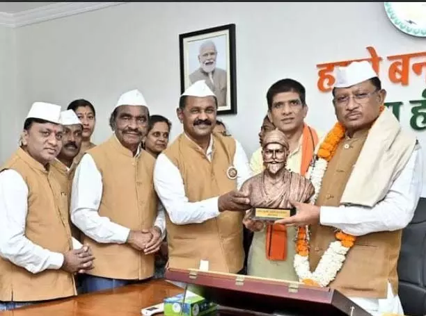 छत्तीसगढ़ कुनबी समाज महासंगठन ने मुख्यमंत्री विष्णुदेव साय से की सौजन्य भेंट छत्तीसगढ़ कुनबी समाज महासंगठन ने मुख्यमंत्री विष्णुदेव साय से की सौजन्य भेंट