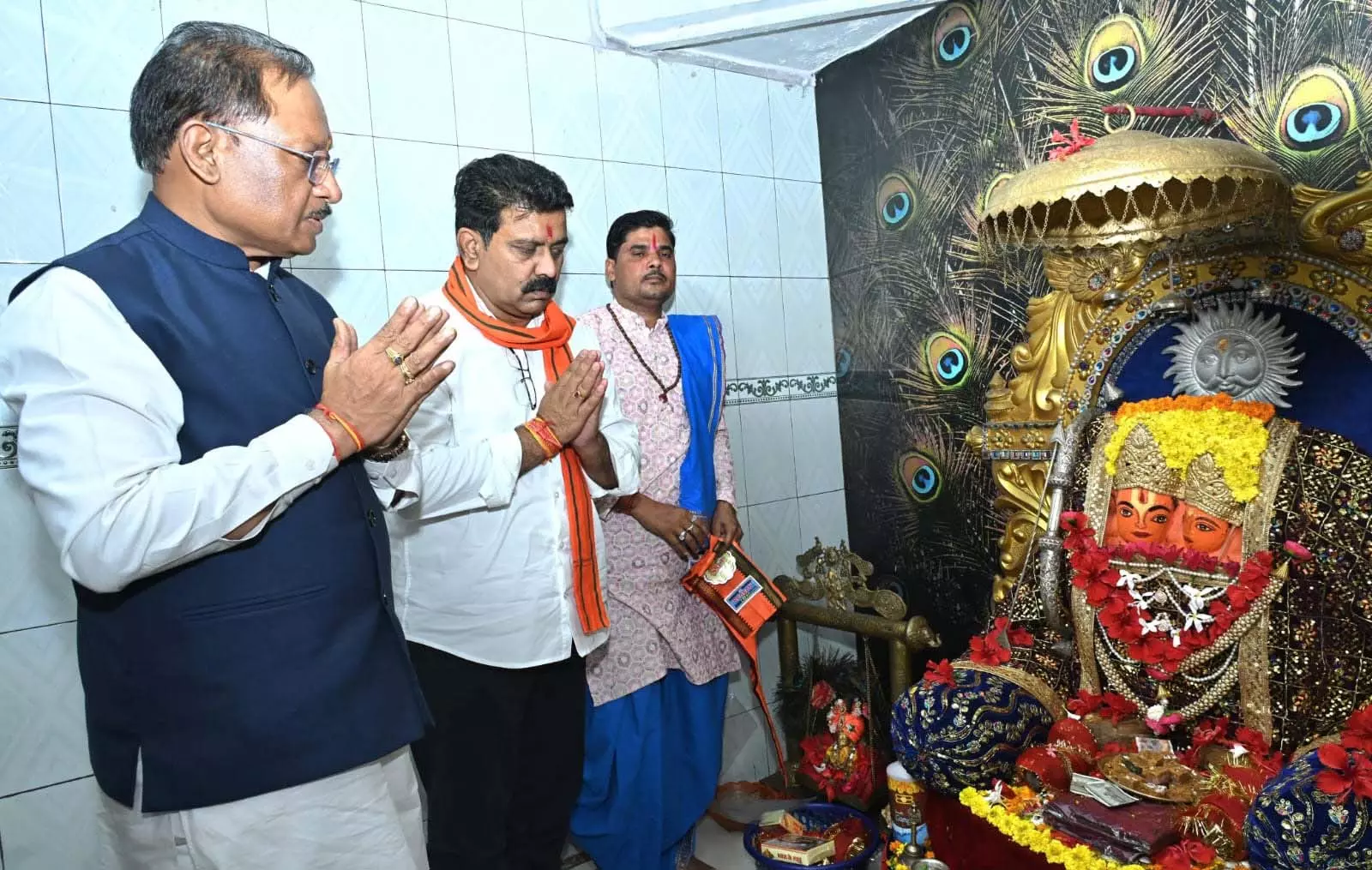 CM साय ने माता कौशल्या व प्रभु श्रीराम के दर्शन कर प्रदेश की खुशहाली की कामना की CM साय ने माता कौशल्या व प्रभु श्रीराम के दर्शन कर प्रदेश की खुशहाली की कामना की