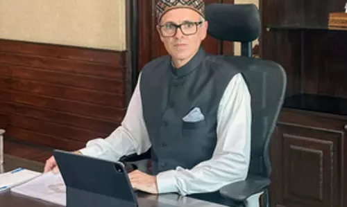 गुलमर्ग में फैशन शो के आयोजन से भड़के लोग, सीएम अब्दुल्ला ने मांगी रिपोर्ट