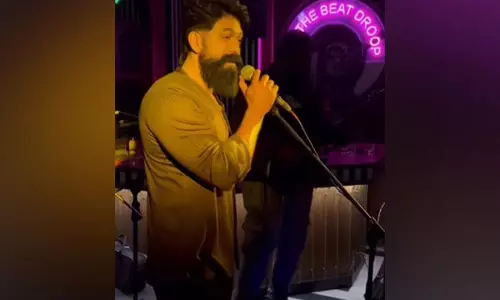 Yash ने अपनी पत्नी राधिका को उनके खास दिन पर सरप्राइज देकर उनके दिल की धड़कनें बढ़ा दीं