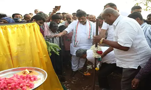 विकास माता-पिता है, गारंटी ही रिश्तेदारी है: D.K. Shivakumar
