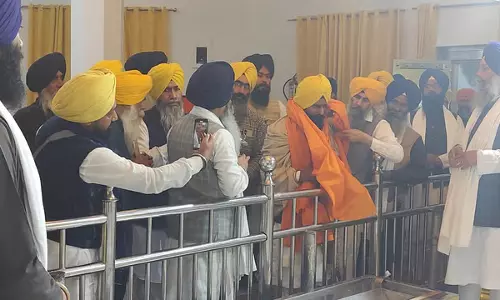 जत्थेदारों को हटाने के विवाद: ज्ञानी कुलदीप सिंह गर्गज ने तख्त केसगढ़ साहिब का कार्यभार संभाला जत्थेदारों को हटाने के विवाद: ज्ञानी कुलदीप सिंह गर्गज ने तख्त केसगढ़ साहिब का कार्यभार संभाला