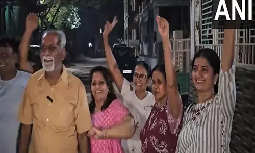Axar Patel के परिवार ने भारत की चैंपियंस ट्रॉफी जीत का जश्न मनाया