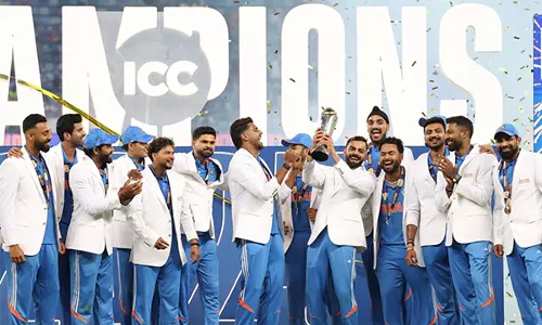 सिंगापुर, UAE के राजदूतों ने चैंपियंस ट्रॉफी जीतने पर टीम इंडिया को बधाई दी सिंगापुर, UAE के राजदूतों ने चैंपियंस ट्रॉफी जीतने पर टीम इंडिया को बधाई दी