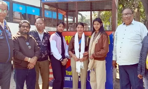 Punjab : महिला यातायात पुलिस को सम्मानित किया गया Punjab : महिला यातायात पुलिस को सम्मानित किया गया
