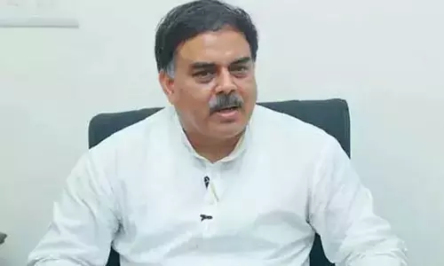 वर्मा पर अंकुश लगाने की क्या जरूरत है?: Minister Nadendla Manohar वर्मा पर अंकुश लगाने की क्या जरूरत है?: Minister Nadendla Manohar