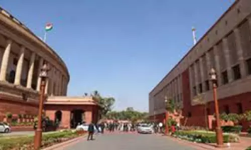 Sikkim : बजट सत्र दूसरे चरण में सीमांकन विवाद, ट्रम्प के टैरिफ पर जोरदार चर्चा Sikkim : बजट सत्र दूसरे चरण में सीमांकन विवाद, ट्रम्प के टैरिफ पर जोरदार चर्चा