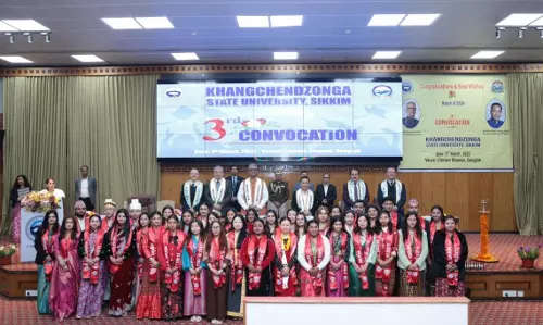 राज्यपाल ने भाषा संरक्षण के लिए कंचनजंगा राज्य विश्वविद्यालय की सराहना की