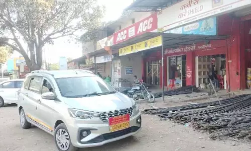 कांग्रेस महामंत्री के घर आयकर विभाग की रेड