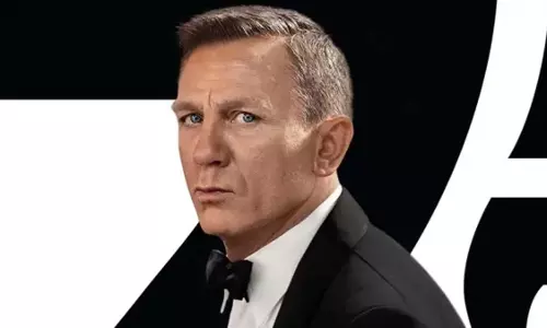 007 फ्रैंचाइज़ में जेम्स बॉन्ड की फीमेल वर्ज़न? निर्माताओं ने अफवाहों पर दिया जवाब 007 फ्रैंचाइज़ में जेम्स बॉन्ड की फीमेल वर्ज़न? निर्माताओं ने अफवाहों पर दिया जवाब
