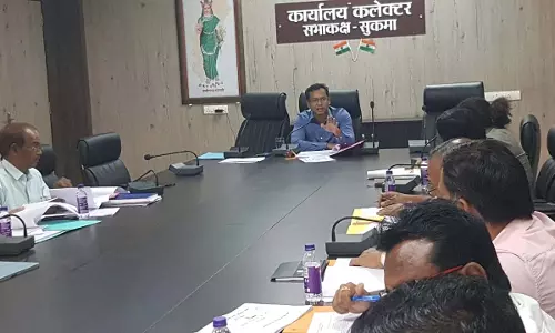 समन्वय स्थापित कर गुणवत्तापूर्ण कार्य करें: कलेक्टर ध्रुव