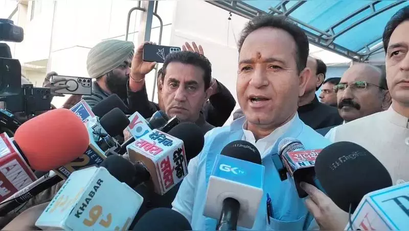 कठुआ में तीन शव बरामद होने पर जम्मू-कश्मीर के नेता प्रतिपक्ष कठुआ में तीन शव बरामद होने पर जम्मू-कश्मीर के नेता प्रतिपक्ष