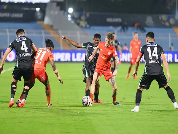 ISL: मोहम्मडन एससी ने पंजाब एफसी को 2-2 से बराबरी पर रोका ISL: मोहम्मडन एससी ने पंजाब एफसी को 2-2 से बराबरी पर रोका