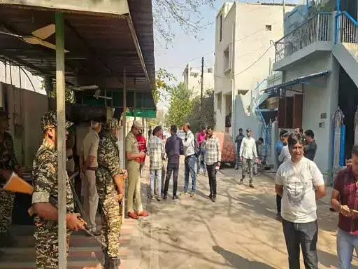 सन्नी अग्रवाल पर FIR दर्ज, भिलाई में कल ED की कार पर किया था पथराव सन्नी अग्रवाल पर FIR दर्ज, भिलाई में कल ED की कार पर किया था पथराव