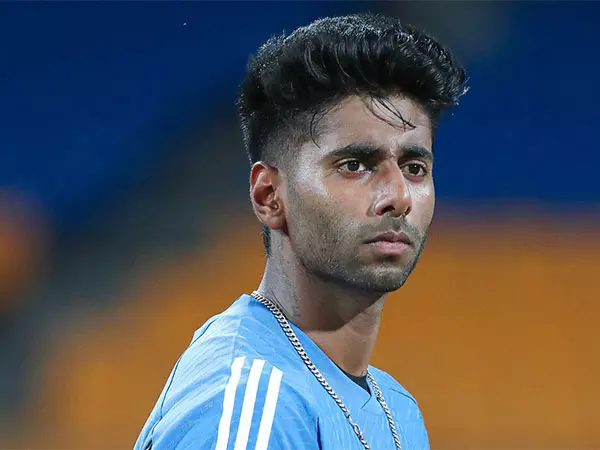 एलएसजी को लगा बड़ा झटका, IPL 2025 के पहले हाफ से बाहर हो सकते हैं मयंक यादव एलएसजी को लगा बड़ा झटका, IPL 2025 के पहले हाफ से बाहर हो सकते हैं मयंक यादव
