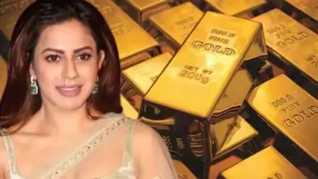 गोल्ड स्मगलिंग केस में फंसी एक्ट्रेस रान्या राव, कोर्ट में जज के सवालों पर रो पड़ी, फिर हुआ कुछ ऐसा की... गोल्ड स्मगलिंग केस में फंसी एक्ट्रेस रान्या राव, कोर्ट में जज के सवालों पर रो पड़ी, फिर हुआ कुछ ऐसा की...