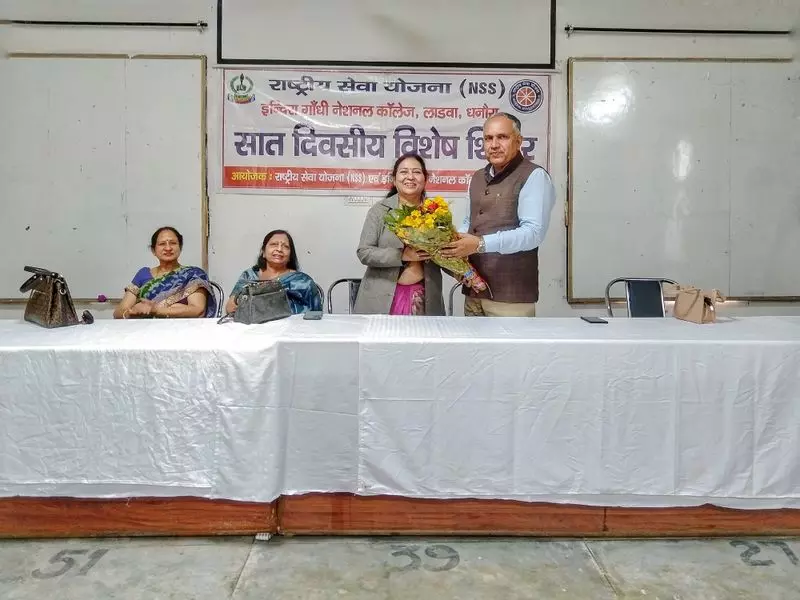 कुरुक्षेत्र में NSS शिविर के दौरान विशेष व्याख्यान का आयोजन कुरुक्षेत्र में NSS शिविर के दौरान विशेष व्याख्यान का आयोजन