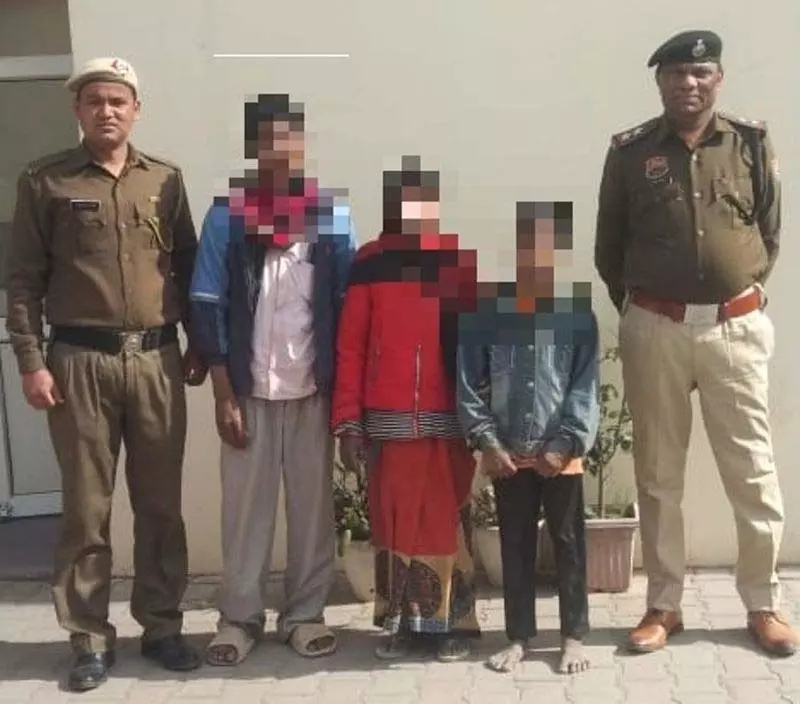 पंचकूला पुलिस ने गुमशुदा बच्चे को उसके परिवार से मिलाया पंचकूला पुलिस ने गुमशुदा बच्चे को उसके परिवार से मिलाया