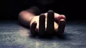 Firozabad : बहू की हत्या कर फंदे से लटकाया शव , आरोपियों की तलाश जारी Firozabad : बहू की हत्या कर फंदे से लटकाया शव , आरोपियों की तलाश जारी