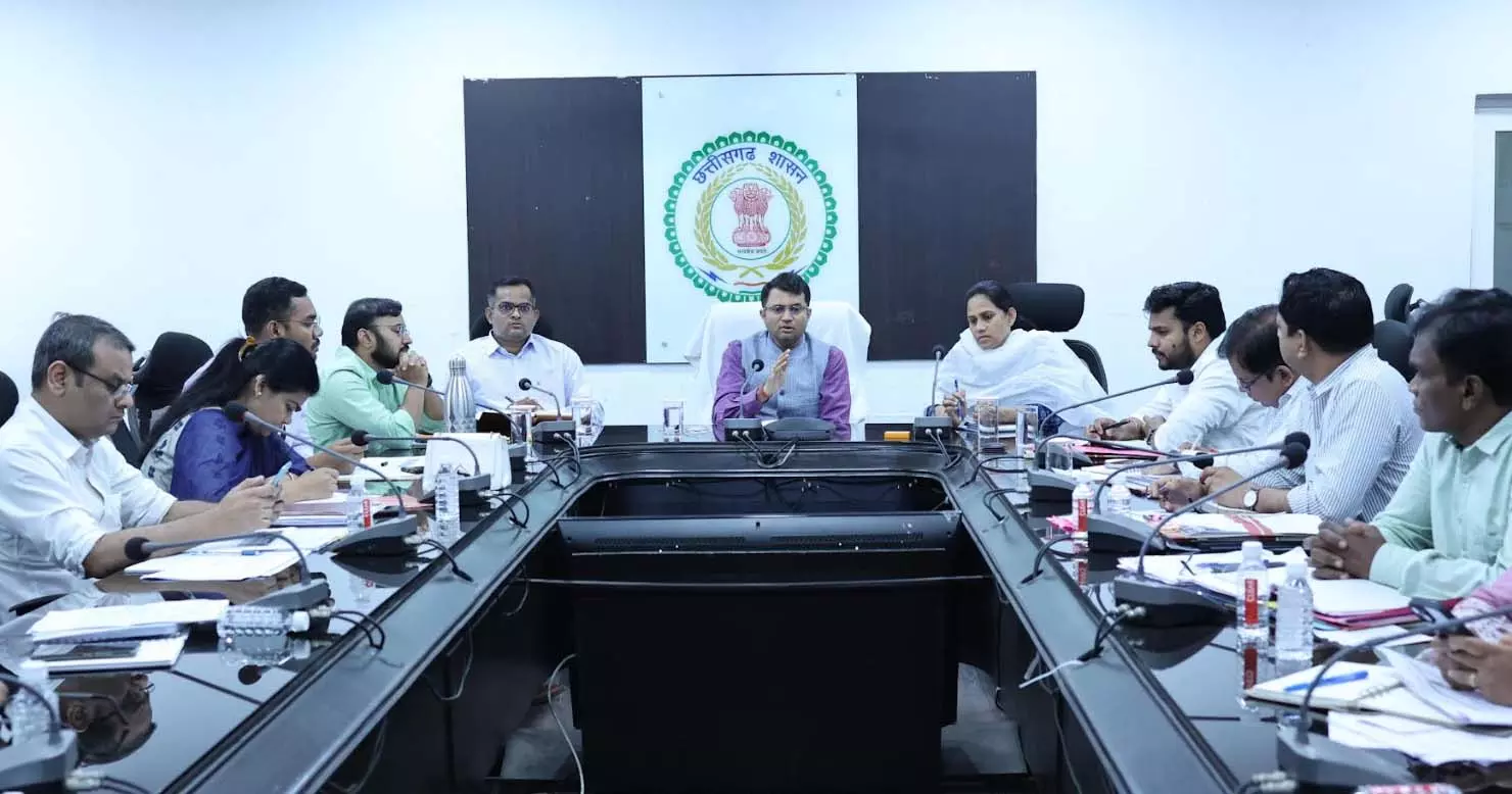 कलेक्टर कार्तिकेया गोयल ने ली समय-सीमा की बैठक कलेक्टर कार्तिकेया गोयल ने ली समय-सीमा की बैठक