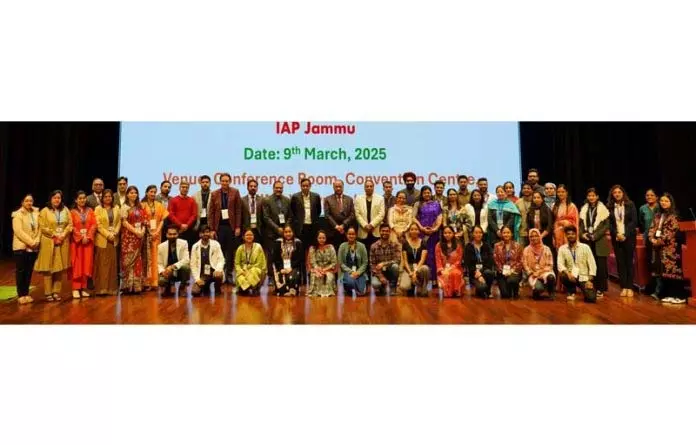 AIIMS जम्मू ने बाल रोग विशेषज्ञों के लिए व्यापक ‘अस्थमा प्रशिक्षण मॉड्यूल’ का आयोजन किया AIIMS जम्मू ने बाल रोग विशेषज्ञों के लिए व्यापक ‘अस्थमा प्रशिक्षण मॉड्यूल’ का आयोजन किया