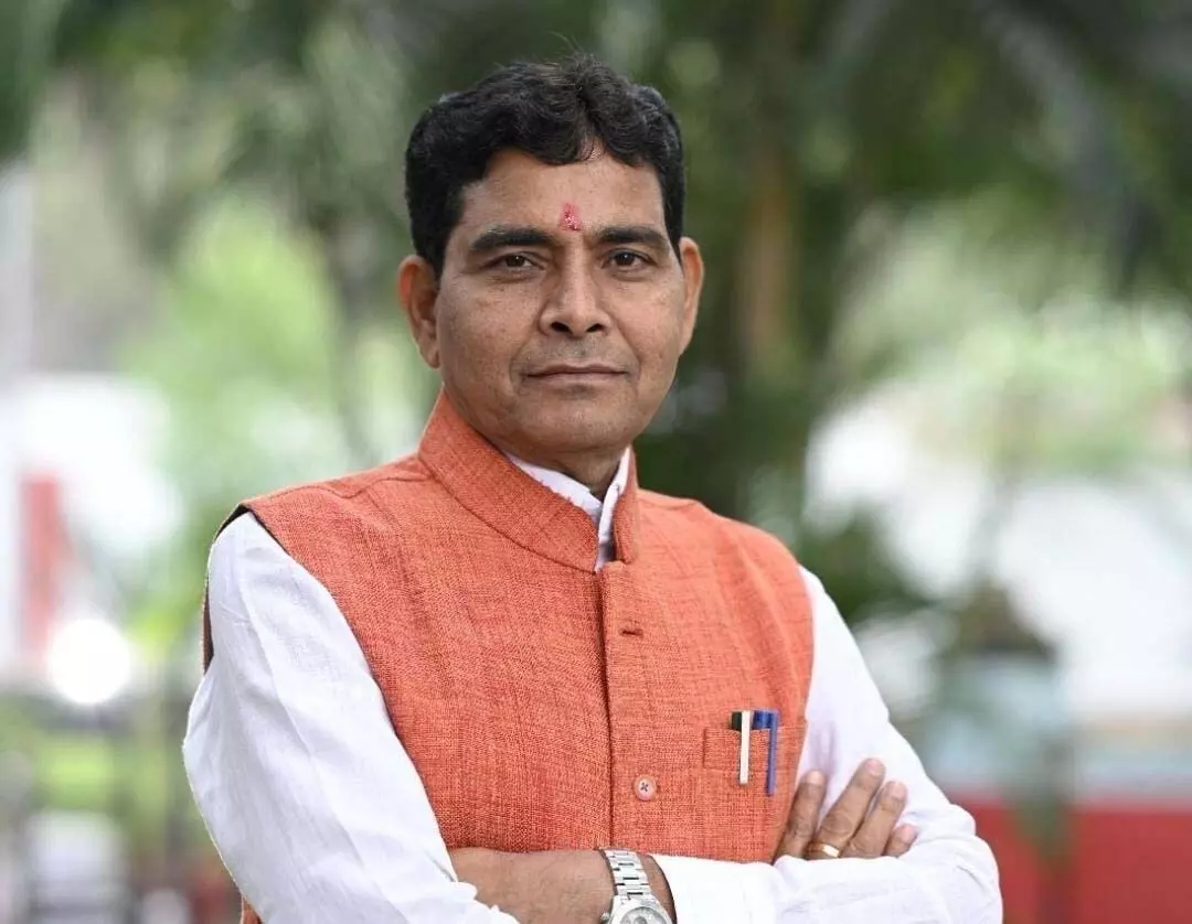 राजस्व मंत्री टंकराम वर्मा के विभागों के लिए 3890 करोड़ 67 लाख से अधिक की अनुदान मांगे पारित राजस्व मंत्री टंकराम वर्मा के विभागों के लिए 3890 करोड़ 67 लाख से अधिक की अनुदान मांगे पारित