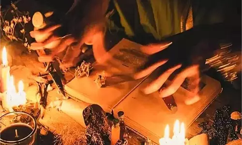 Gujarat : नरबलि,लड़की की हत्या, मंदिर में चढ़ाया खून Gujarat : नरबलि,लड़की की हत्या, मंदिर में चढ़ाया खून