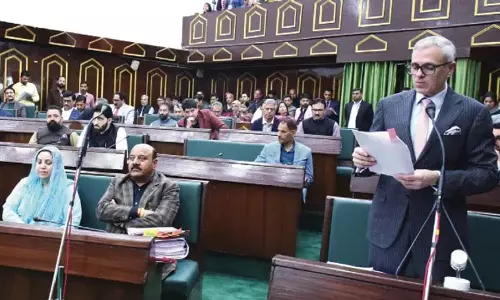 सीमावर्ती क्षेत्रों में पर्यटन में सुधार हुआ: सीएम उमर