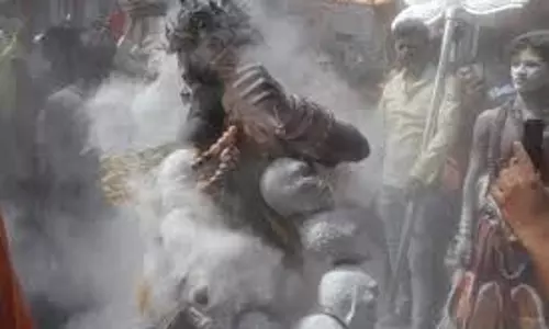 Masan Holi: जानिए चिता की राख से ही क्यों खेली जाती है मसान होली, भगवान शिव से जुड़ी है मान्यता Masan Holi: जानिए चिता की राख से ही क्यों खेली जाती है मसान होली, भगवान शिव से जुड़ी है मान्यता