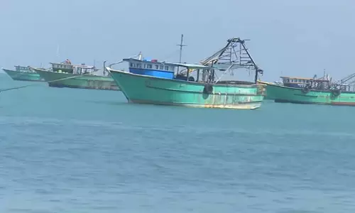 Tamil Nadu: श्रीलंका की अदालत ने गिरफ्तार 13 मछुआरों को रिहा किया Tamil Nadu: श्रीलंका की अदालत ने गिरफ्तार 13 मछुआरों को रिहा किया